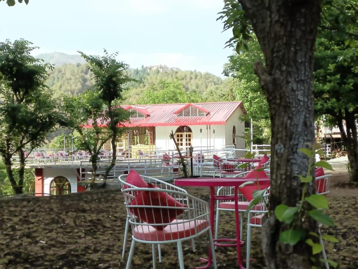 Aaroham Resort, Shimla Exterior foto