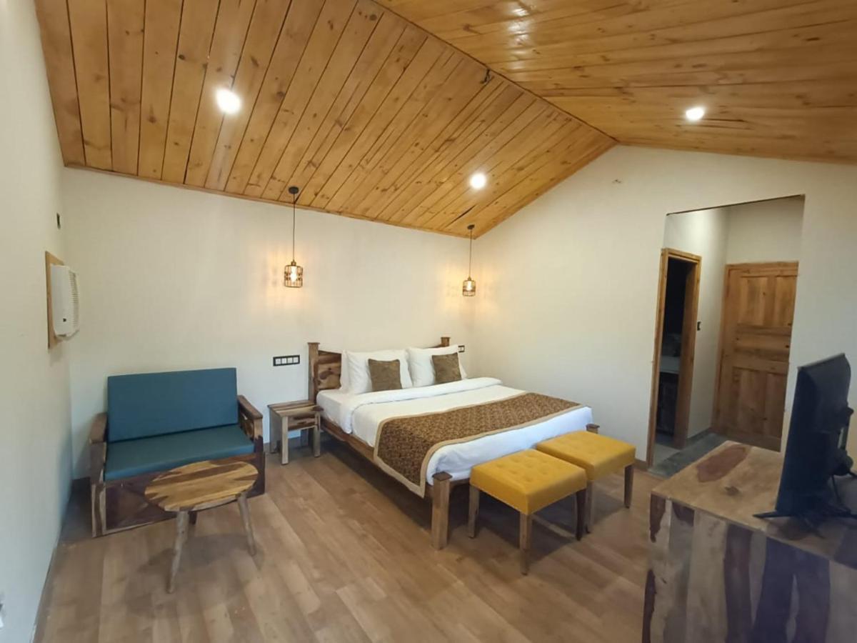Aaroham Resort, Shimla Exterior foto